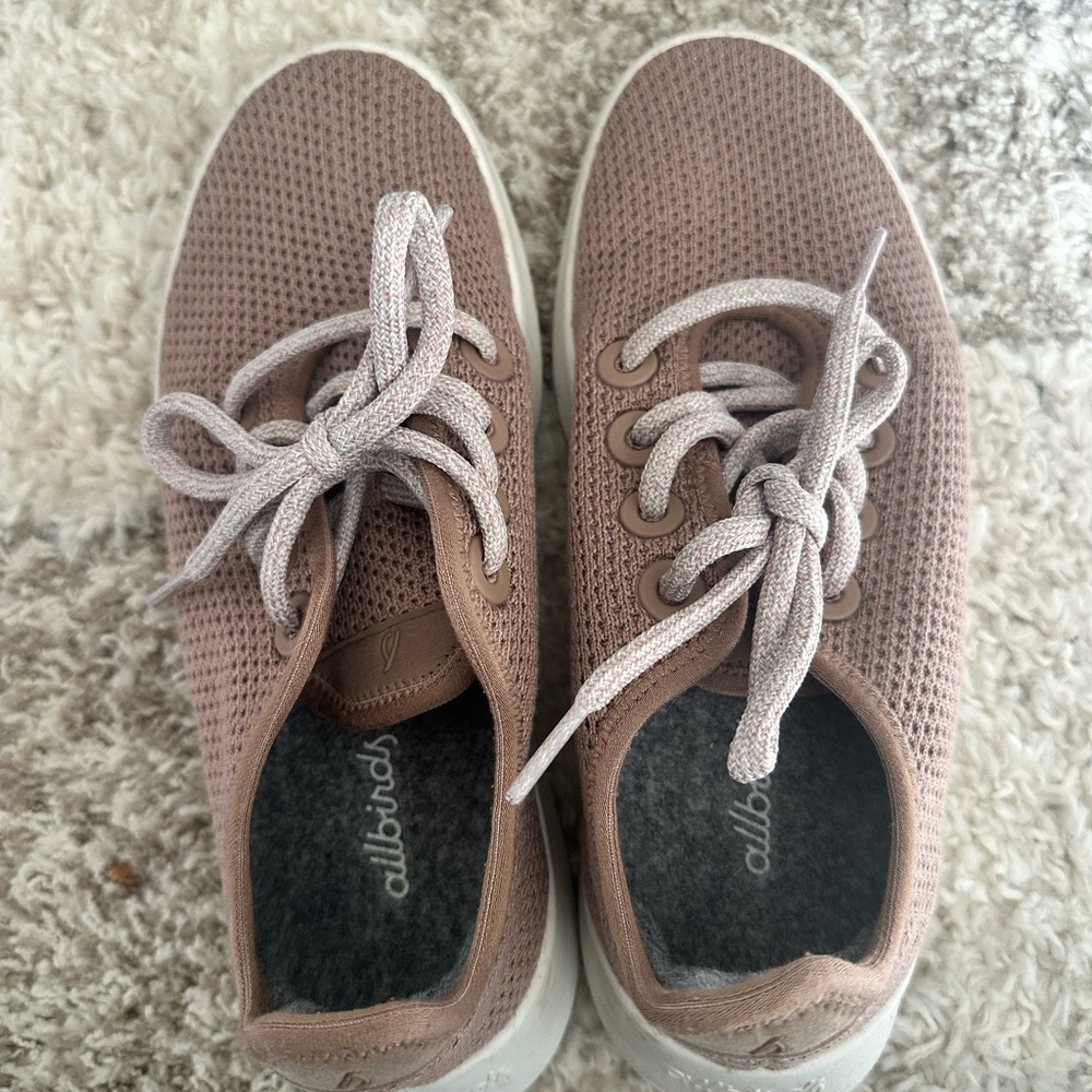 Allbirds Treebirds Wool Sneakers Women’s Size 6 worn once like new